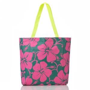 NEW ALOHA COLLECTION women's hana hou rvs tote in multi